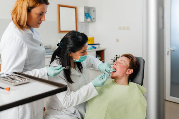 Best Weekend Emergency Dental Services in Chepachet, RI
